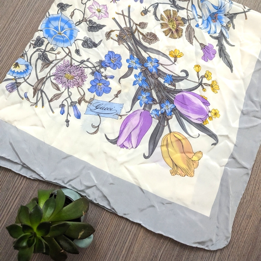 Gucci Hand Stitched Silk Vsize Floral Print Scarf